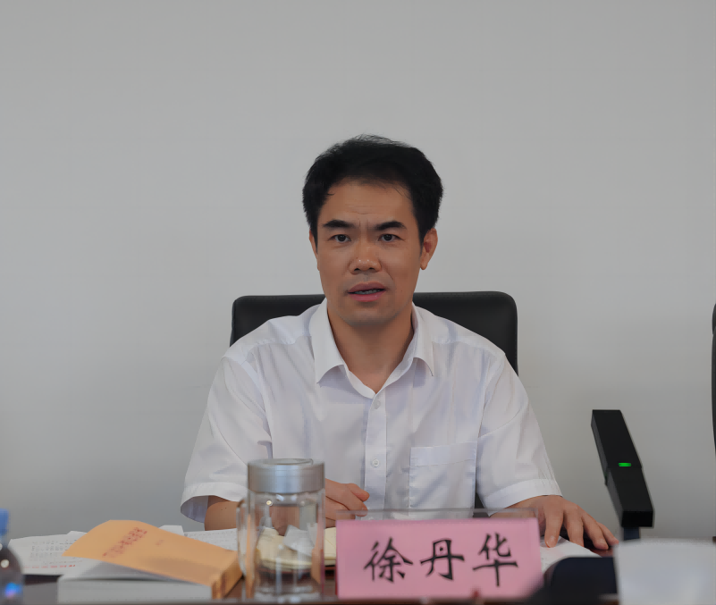 中心组特写(1).png