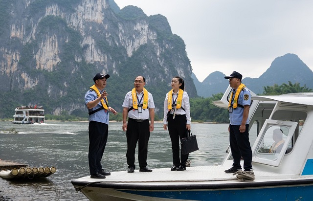 风采丨把忠诚为民写进青山秀水.jpeg